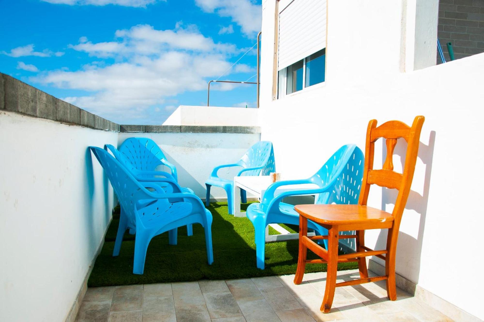 Atico Surf Apartment Famara Bagian luar foto